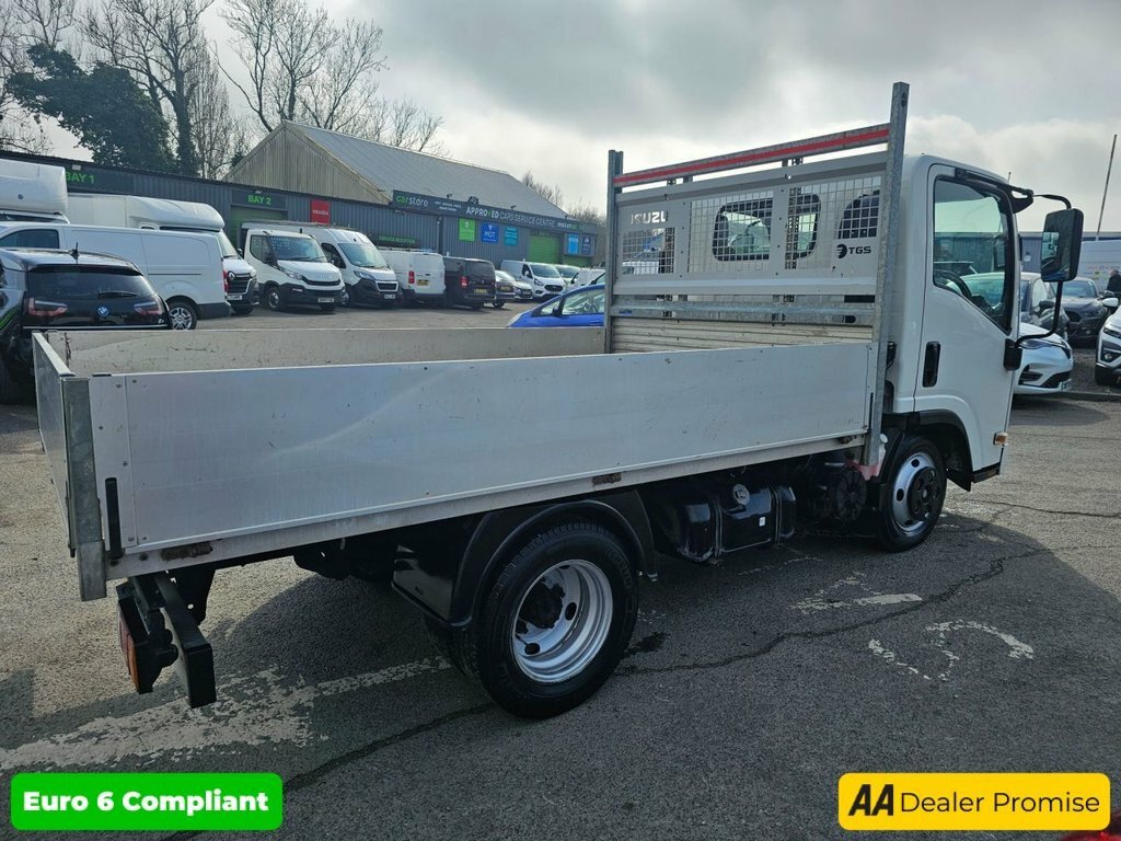 Isuzu  N75.190 L White #12