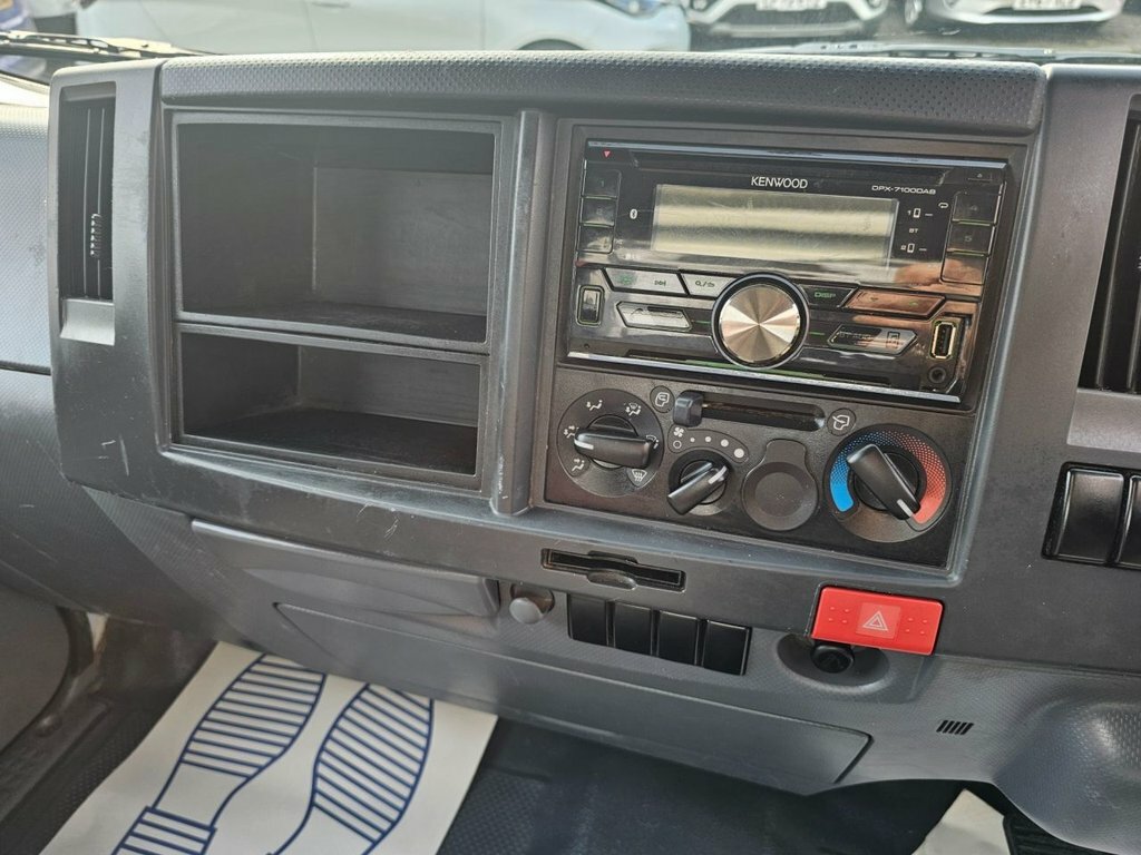 Isuzu  N75.190 L White #19