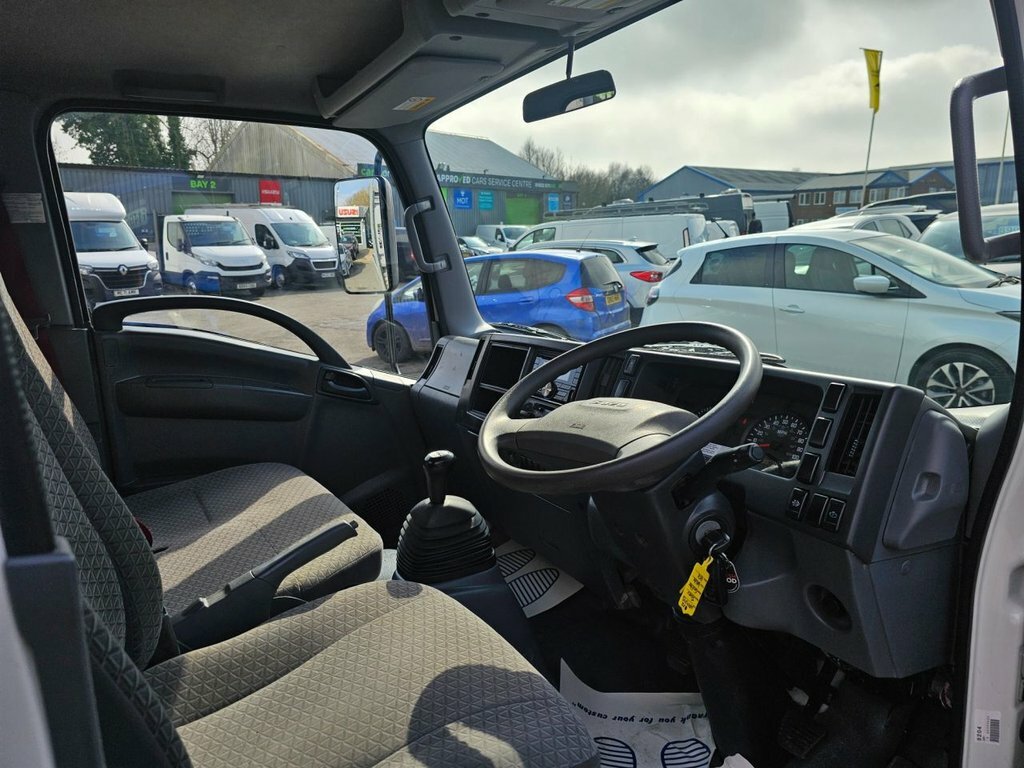 Isuzu  N75.190 L White #15