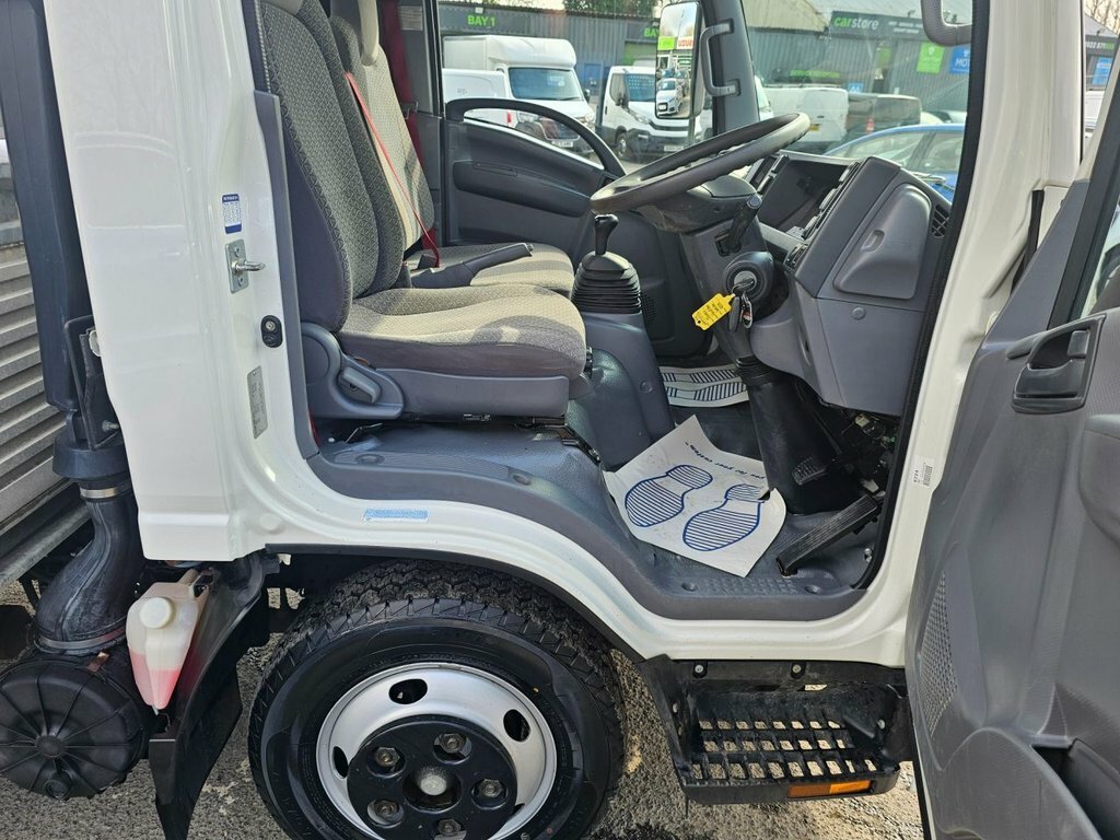 Isuzu  N75.190 L White #24