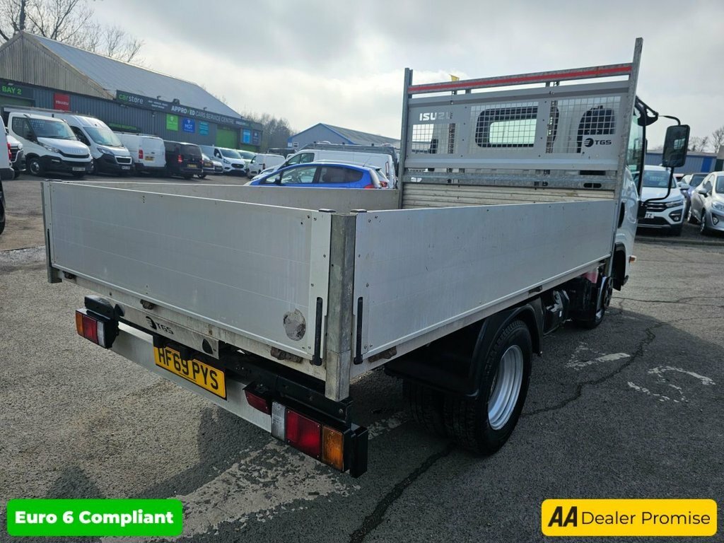 Isuzu  N75.190 L White #11