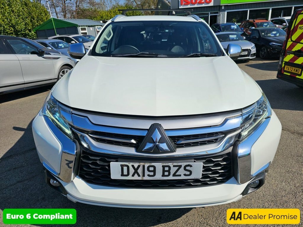 Mitsubishi Shogun Sport 2.4L 3 DX19BZS White #4