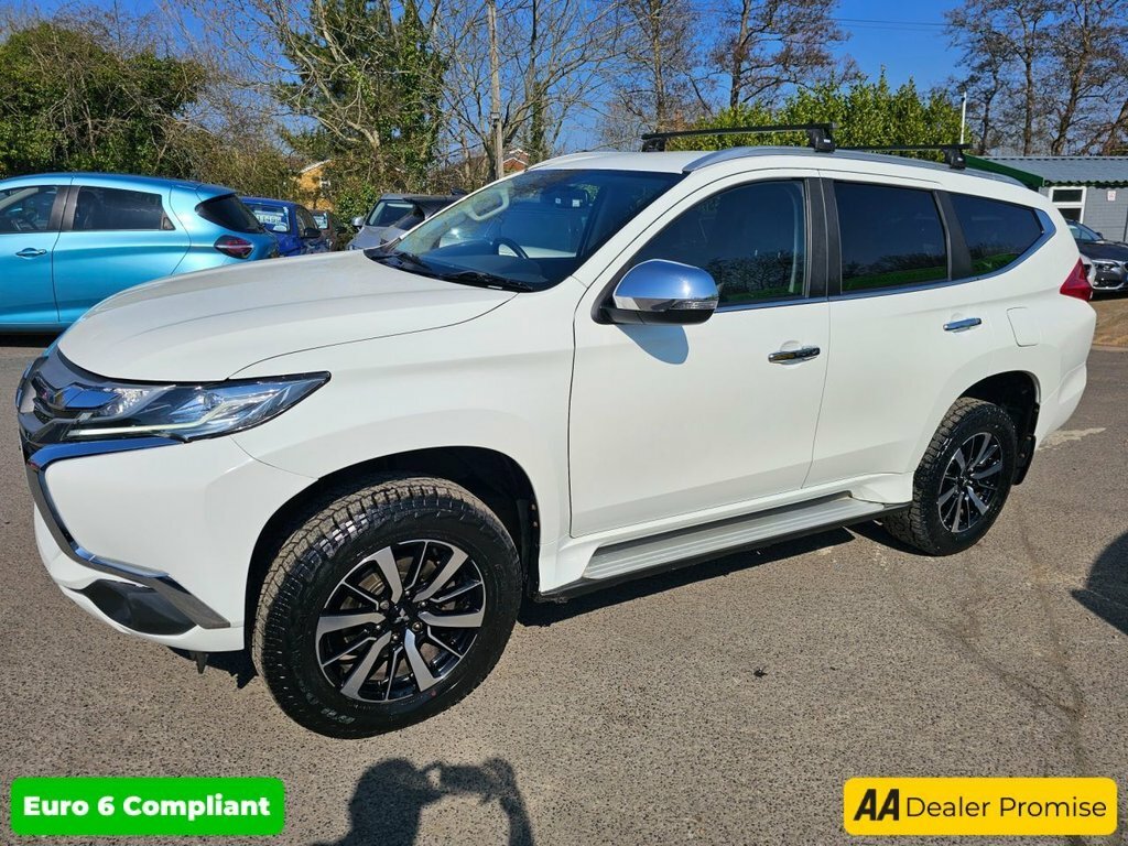 Mitsubishi Shogun Sport 2.4L 3 DX19BZS White #6