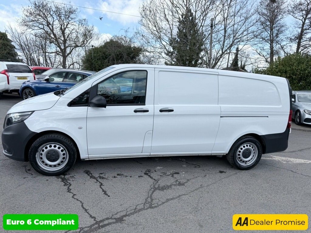 Mercedes-Benz Vito 2L Progressive KR71ZHY White #5