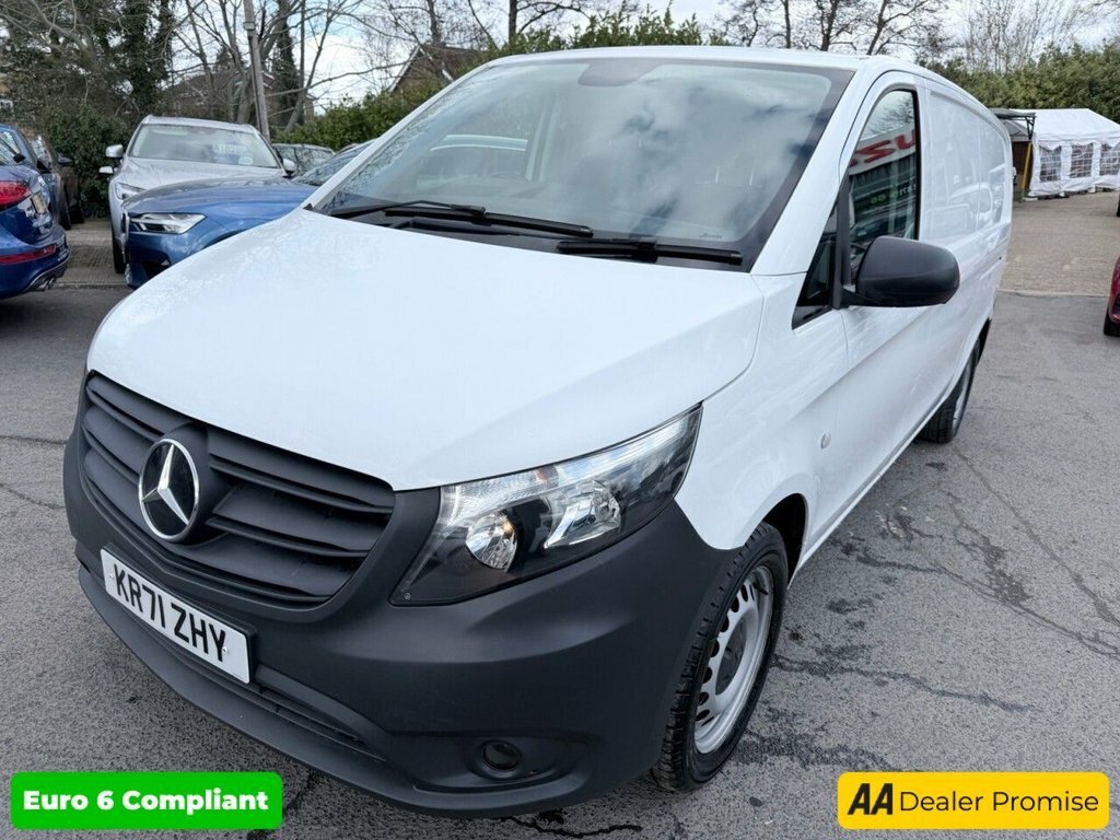 Mercedes-Benz Vito 2L Progressive KR71ZHY White #4