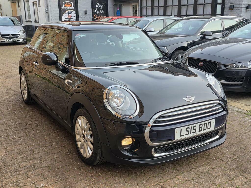 Mini Hatch 1.5 Cooper Euro 6 S S Black