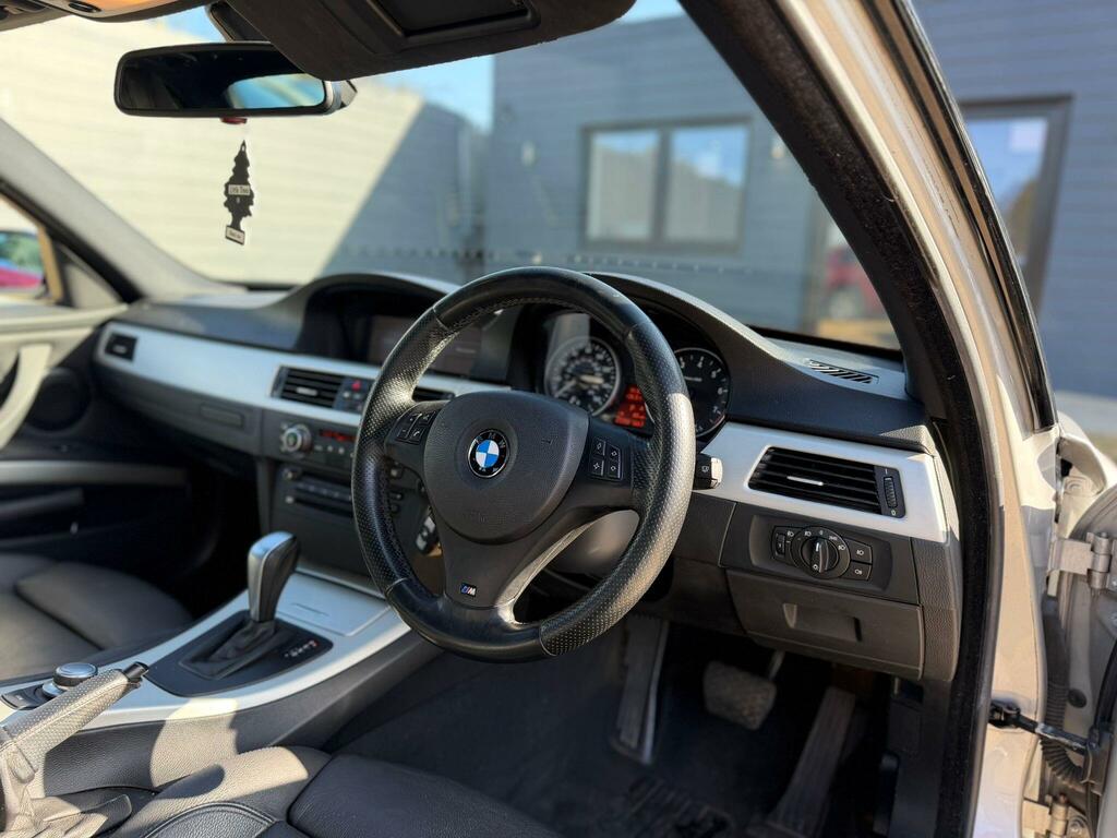 BMW 3 Series 3.0 330I M Sport Euro 4 YH57YCM Silver #2