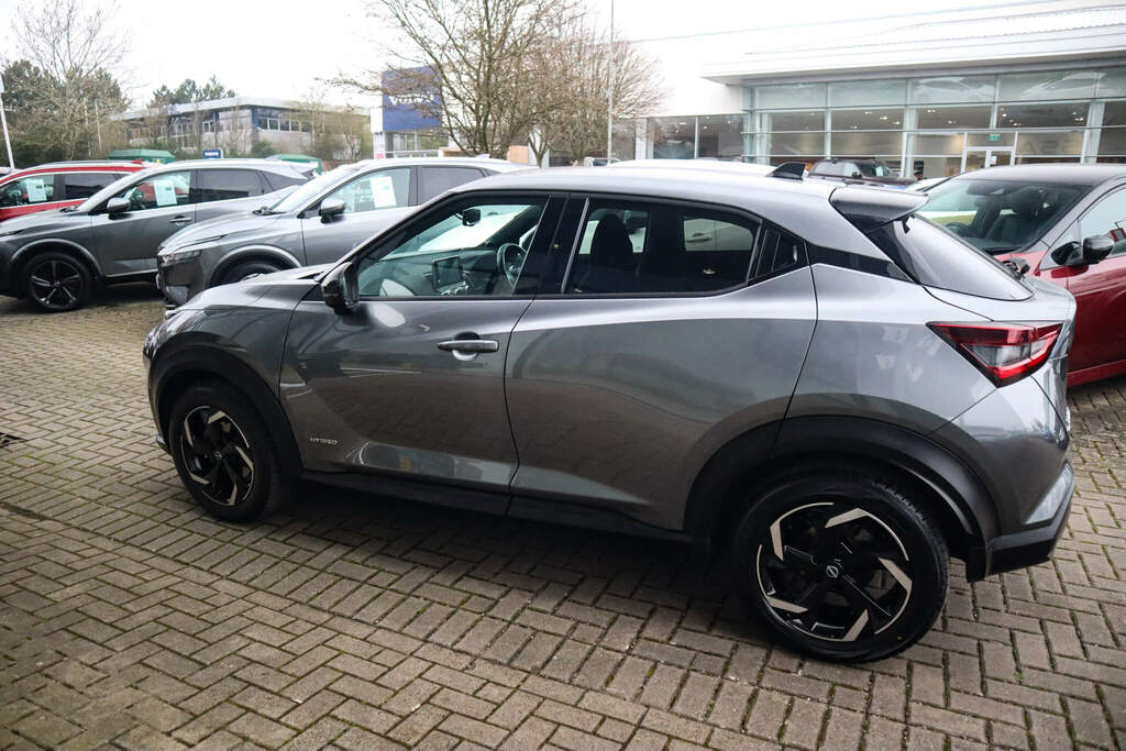 Nissan Juke 1.6 Hybrid N-connecta EY72LCM Grey #4