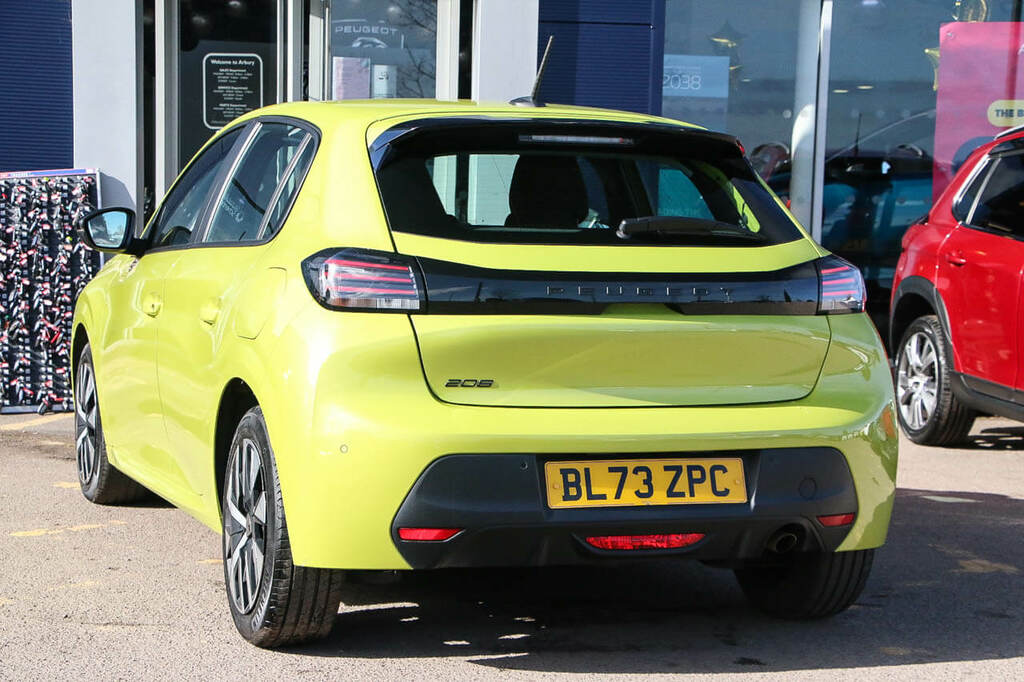 Peugeot 208 1.2L Puretech 100 Ss 6-Speed BL73ZPC Yellow #3