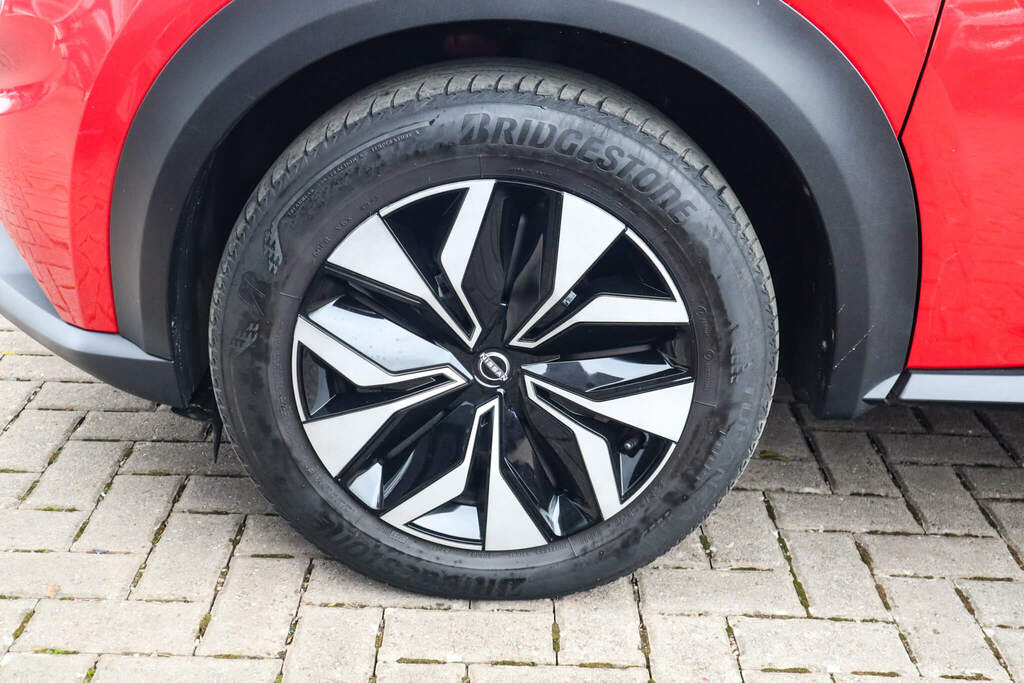 Nissan Juke 1.0 Dig-t 114 Acenta YB72OCM Red #5
