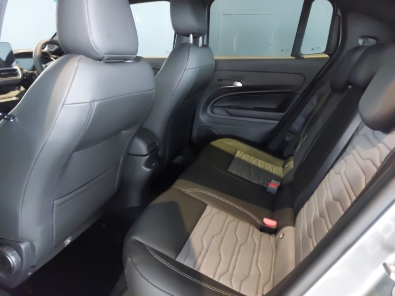 Jeep Avenger 1.2 E-awd E-hybrid Overland Dct Grey #5