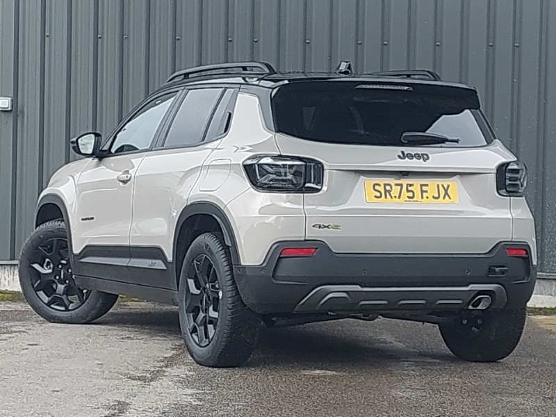 Jeep Avenger 1.2 E-awd E-hybrid Overland Dct Grey #2