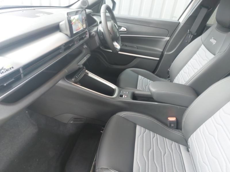 Jeep Avenger 1.2 E-awd E-hybrid Overland Dct Grey #5