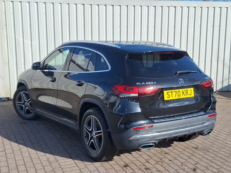 Mercedes-Benz GLA Class Gla 220D 4Matic Amg Line Black #2