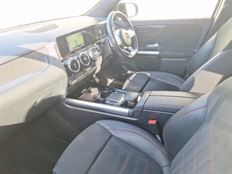 Mercedes-Benz GLA Class Gla 220D 4Matic Amg Line Black #5