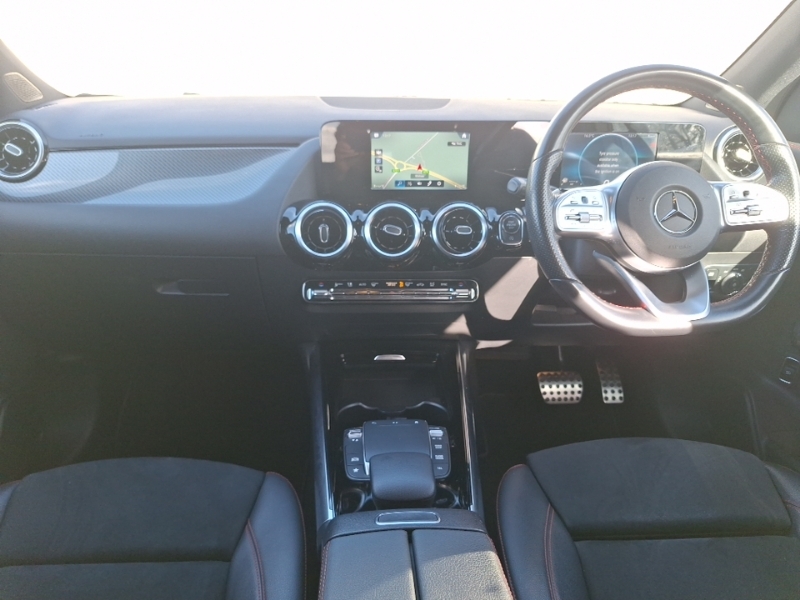 Mercedes-Benz GLA Class Gla 220D 4Matic Amg Line Black #3