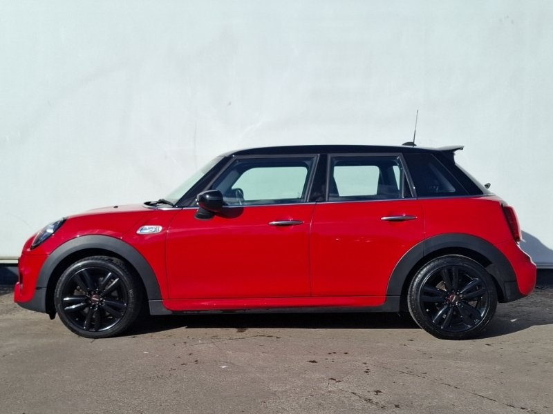 Mini Hatch 2.0 Cooper S Sport II SV69WOM Red #4