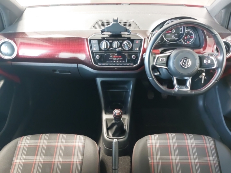 Volkswagen Up 1.0 115Ps Up Gti ST68RYZ Red #3