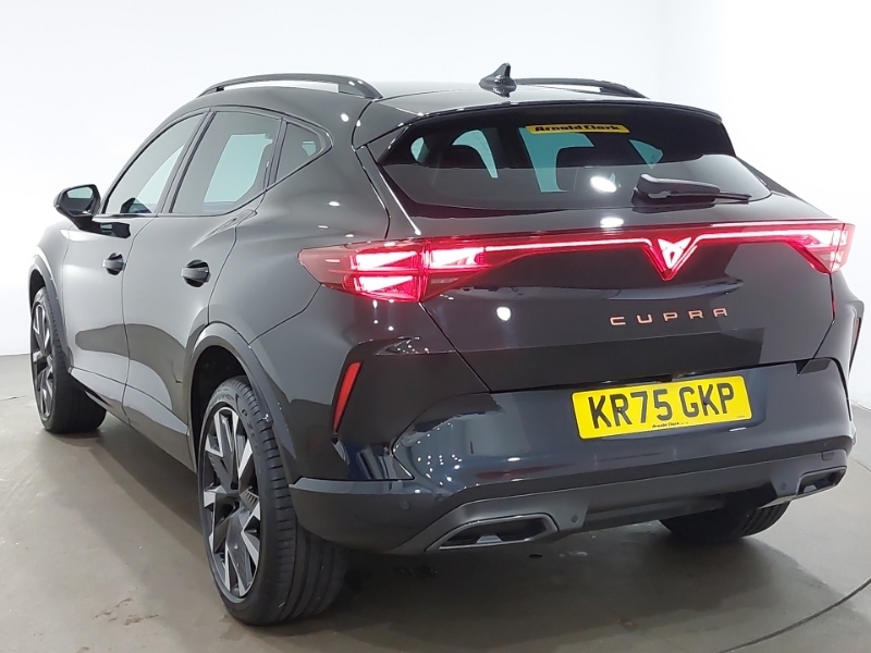 Cupra Formentor 1.5 Etsi 150 V2 Dsg KR75GKP Black #2
