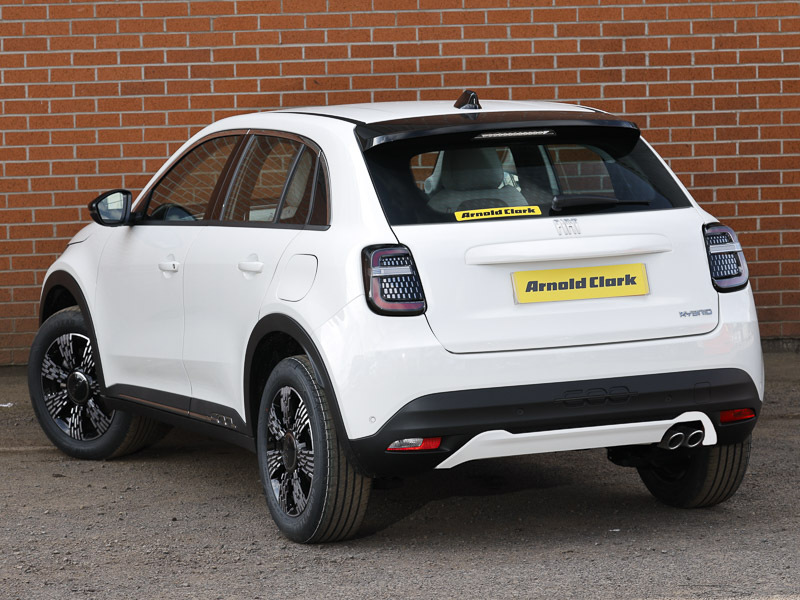 Fiat 600 1.2 Hybrid 48V 136 Edct-6 White #2