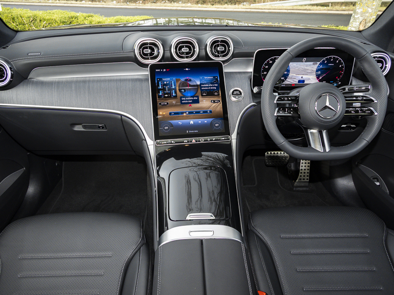 Mercedes-Benz GLC Class Glc 300 4Matic Amg Line Premium 9G-tronic Black #5