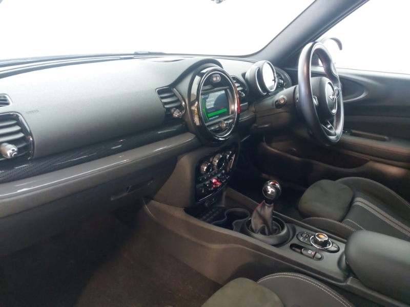 Mini Clubman 2.0 Cooper S Sport 6Dr SF20ZRD Red #5