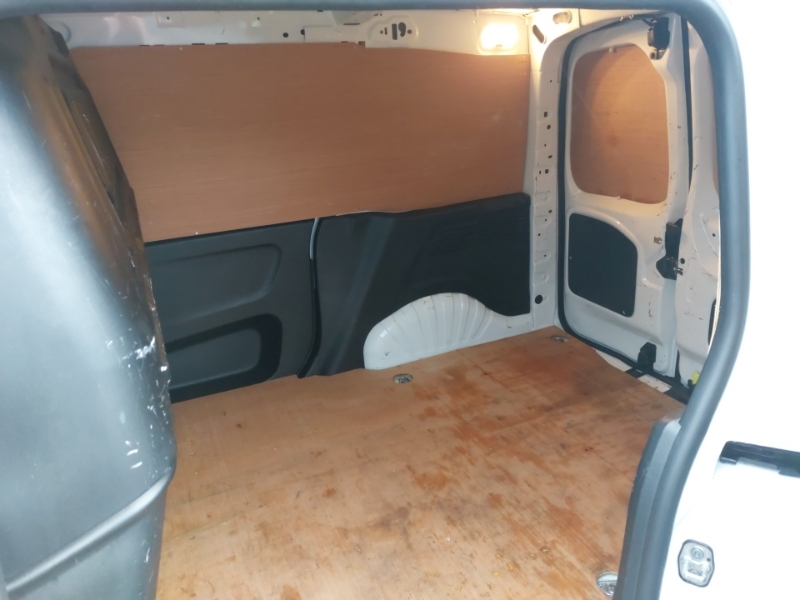 Vauxhall Combo 2000 1.5 Turbo D 75Ps H1 Edition Van DN69HXH White #6