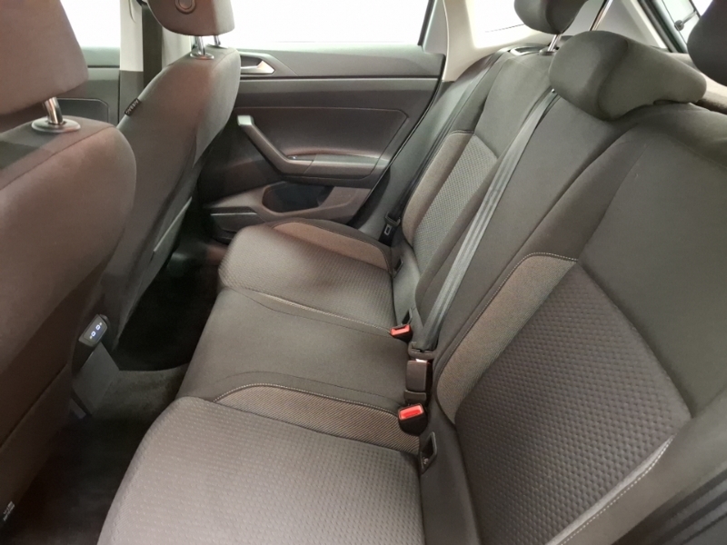 Volkswagen Polo 1.0 Life AO73PHK Silver #6