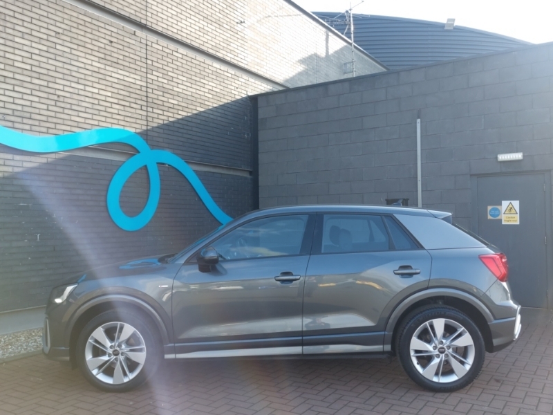 Audi Q2 35 Tfsi S Line Grey #4