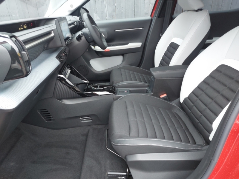 Citroen C3 Aircross 83Kw Standard Range Max 44Kwh  Red #5