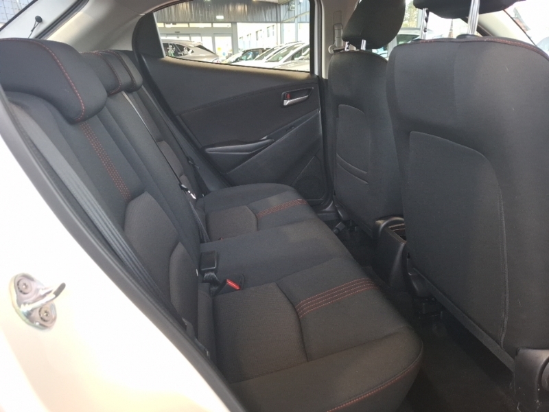 Mazda 2 1.5 E-skyactiv G Mhev Homura SA73DDO White #6