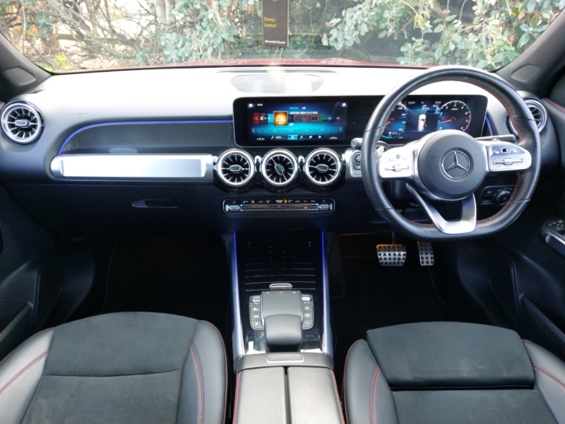 Mercedes-Benz GLB Class Glb 200 Amg Line Premium 7G-tronic KP23GZZ Red #3