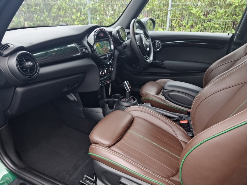 Mini John Cooper Works 3-Door Green #5