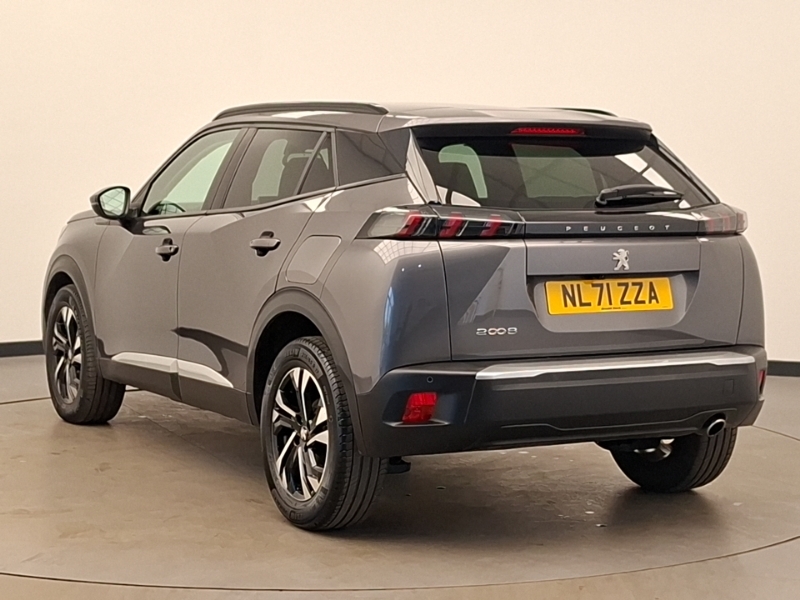 Peugeot 2008 1.5 Bluehdi 110 Allure Premium Grey #2