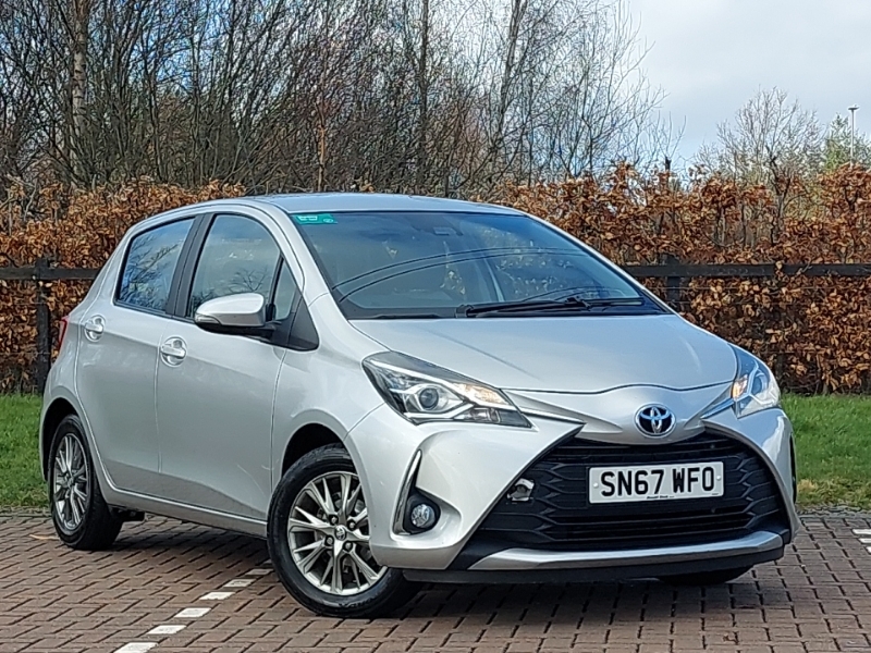 Toyota Yaris 1.5 Vvt-i Icon Silver