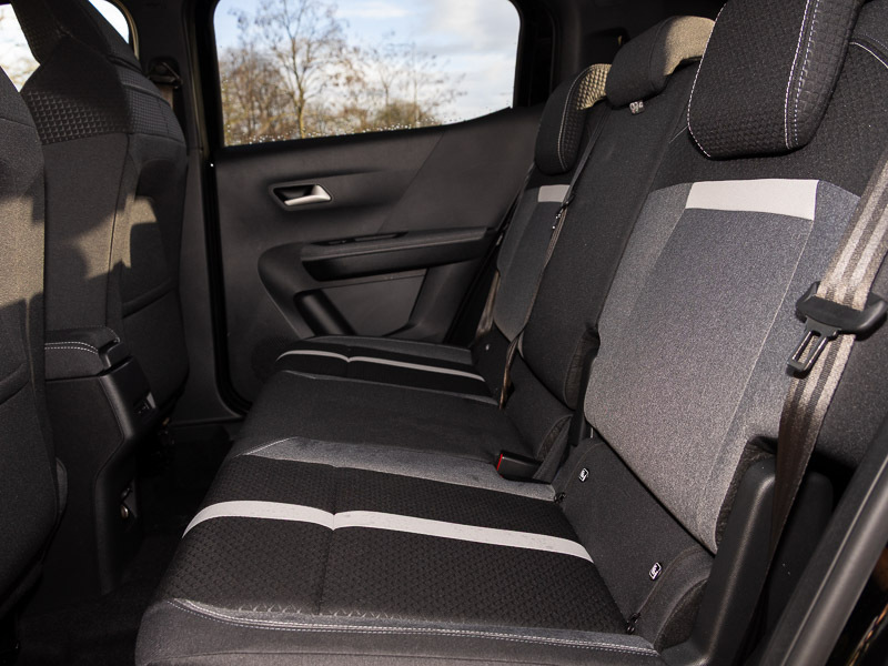 Vauxhall Frontera 1.2 Hybrid 136 Gs E-dct6 7 Seat Black #6