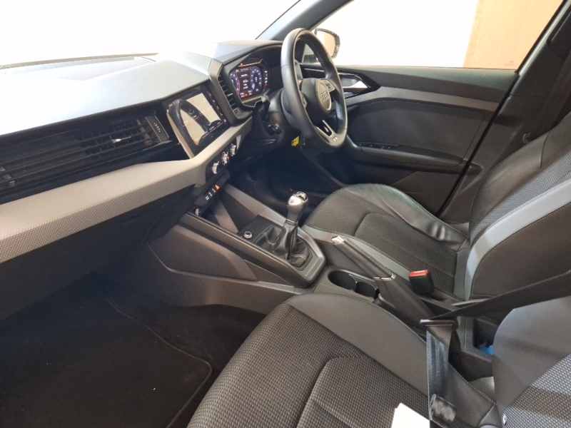 Audi A1 30 Tfsi 110 S Line PY72BVC Silver #5