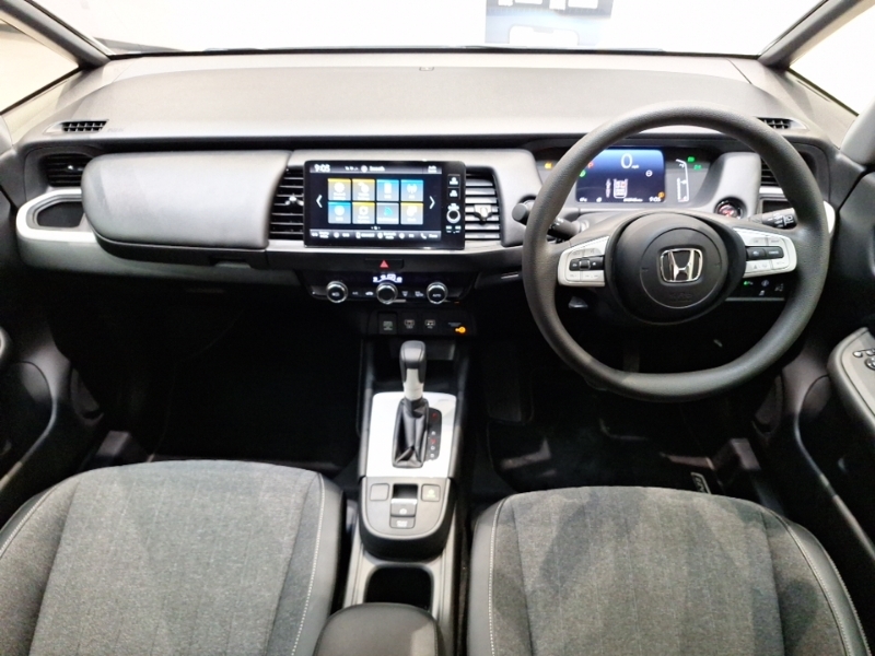 Honda Jazz 1.5 I-mmd Hybrid Sr Ecvt SH21XPL White #3