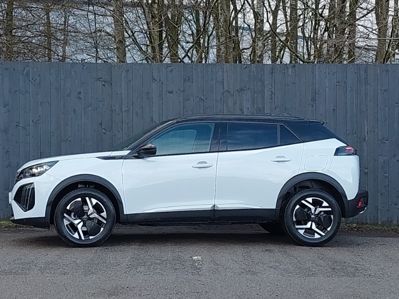 Peugeot 2008 1.2 Puretech 130 Gt Eat8 White #4