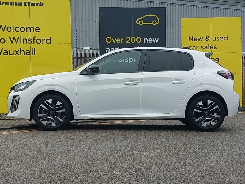 Peugeot 208 1.2 Puretech 100 Allure KM74YBK White #4