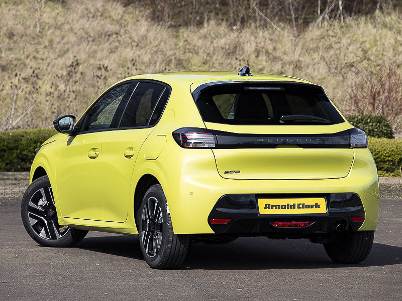 Peugeot 208 1.2 Puretech 100 Allure SG26PUY Yellow #2