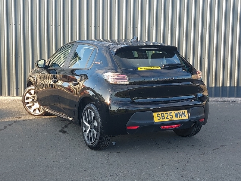 Peugeot 208 1.2 Puretech 100 Style SB25WNN Black #2