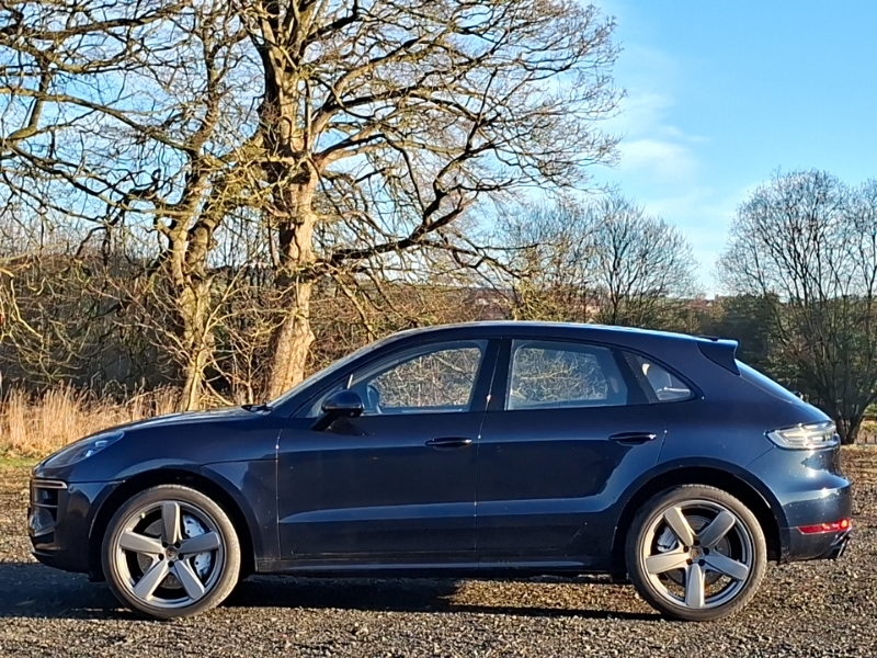 Porsche Macan Turbo Pdk ET69KMK Blue #4