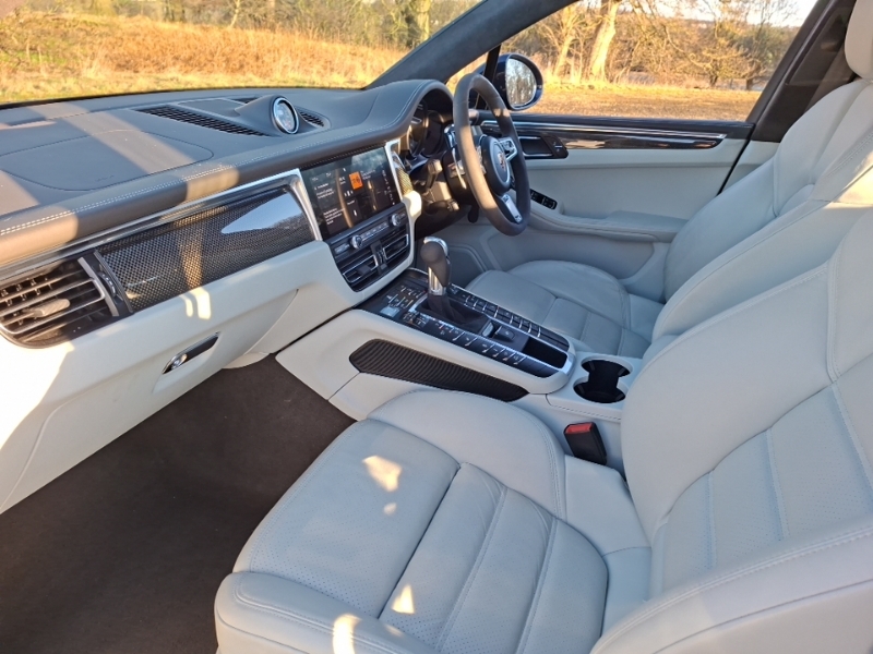 Porsche Macan Turbo Pdk ET69KMK Blue #5
