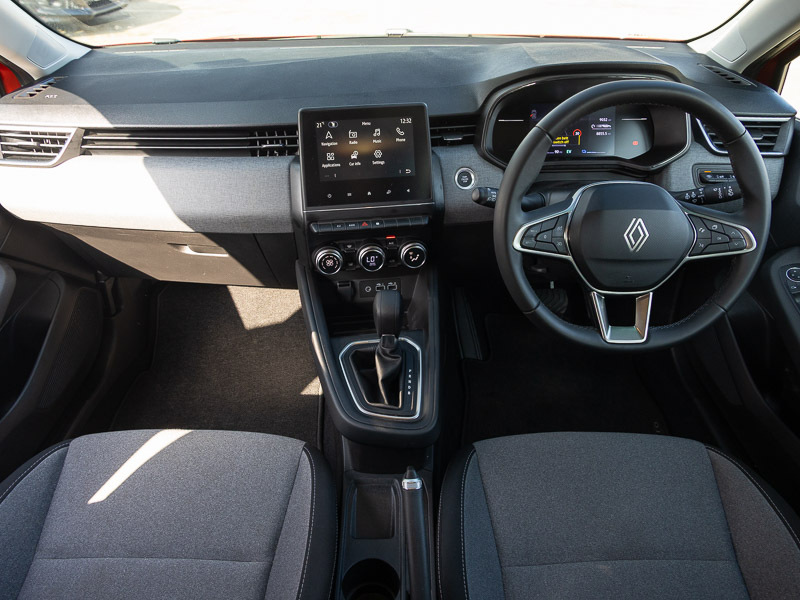 Renault Clio 1.6 E-tech Full Hybrid 145 Evolution LB74HWN Red #3