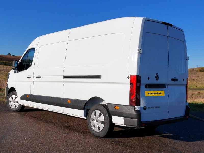 Renault Master Lm35 Blue Dci 150 Advance Medium Roof Van White #2