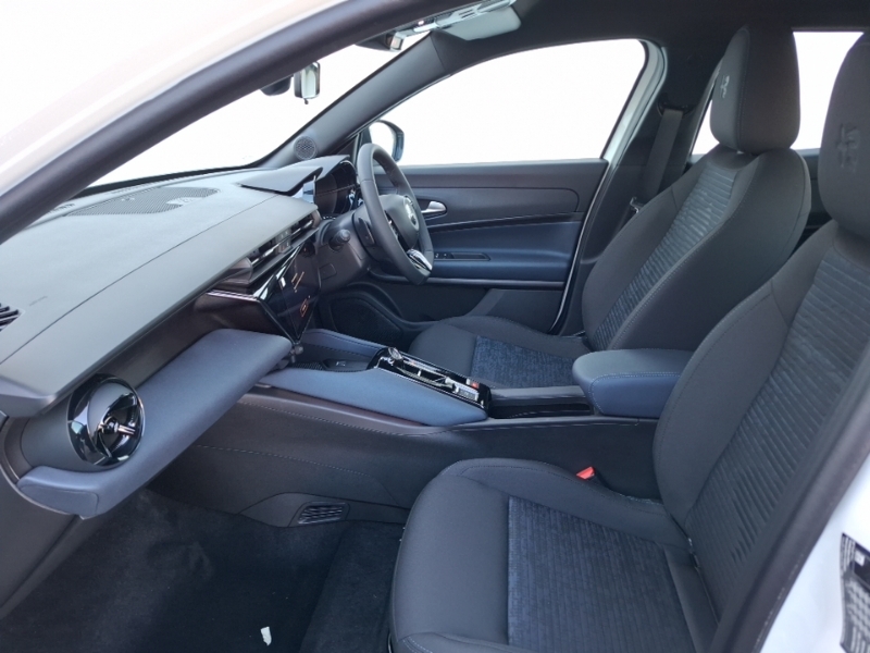 Alfa Romeo Junior 1.2 Turbo Ibrida White #5