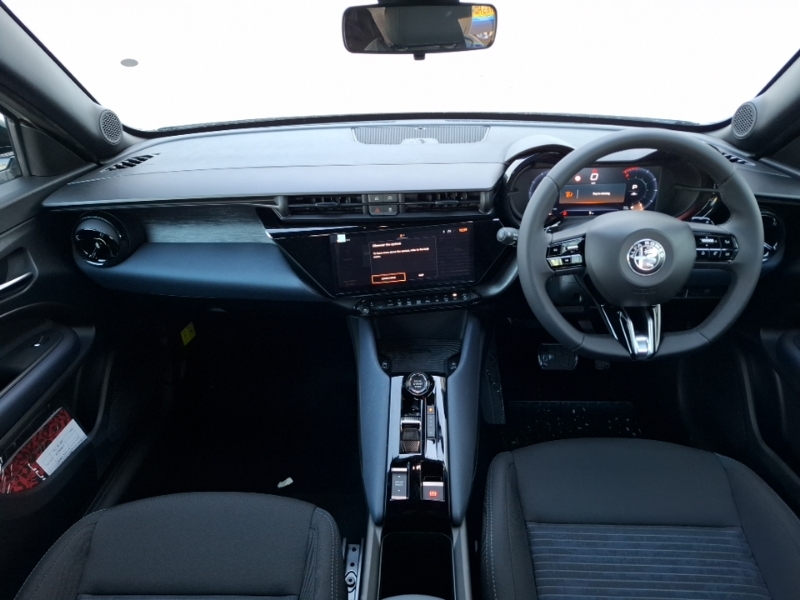 Alfa Romeo Junior 1.2 Turbo Ibrida White #3