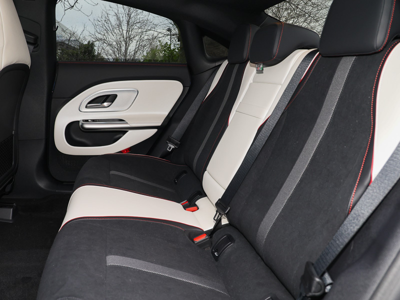 Mercedes-Benz CLA Class Cla 180 Amg Line Executive Blue #6