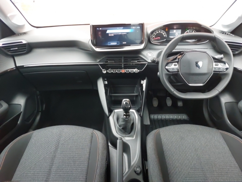 Peugeot 208 1.2 Puretech 100 Style SB25VSO White #3